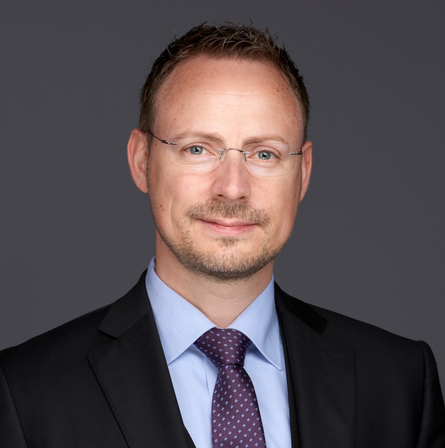 Jörg Angelé</br>Senior Economist